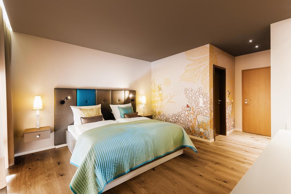 Hotel Zum Taufstein Sparhof Exteriör bild
